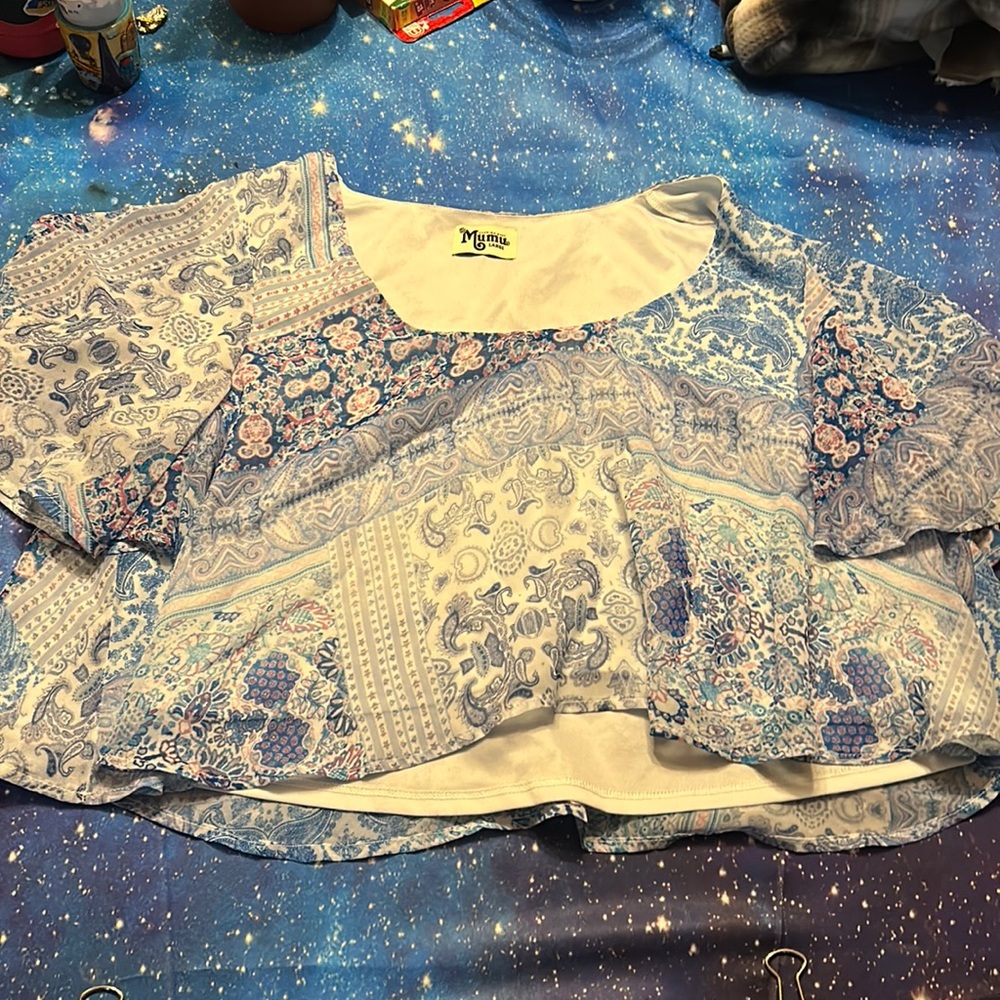Show Me Your Mumu cropped flowy top